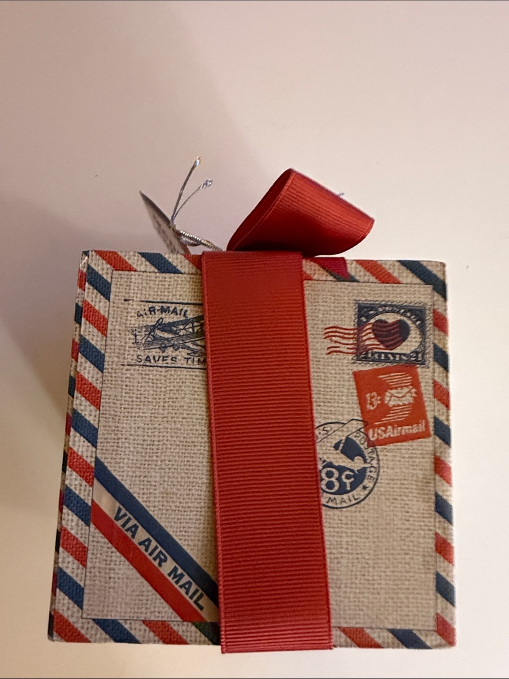 Gift world traveler AirMail Memo Cube 4x4 stationary with decorative holder NWT